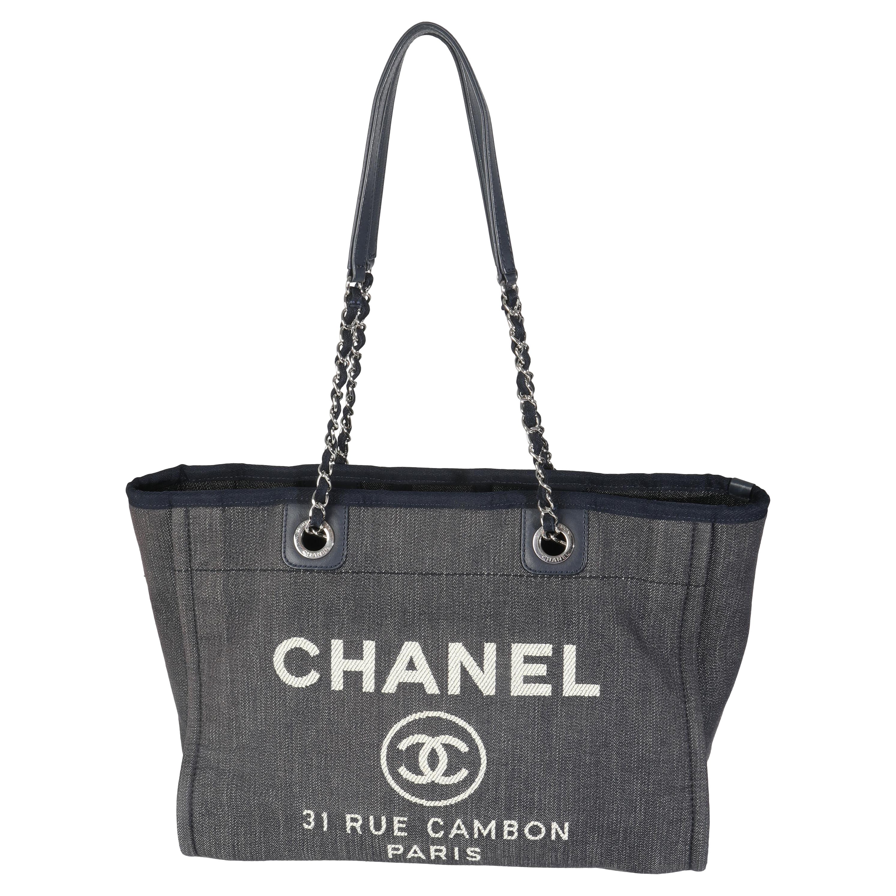 Chanel Dunkelblaue Denim-Tasche von Deauville