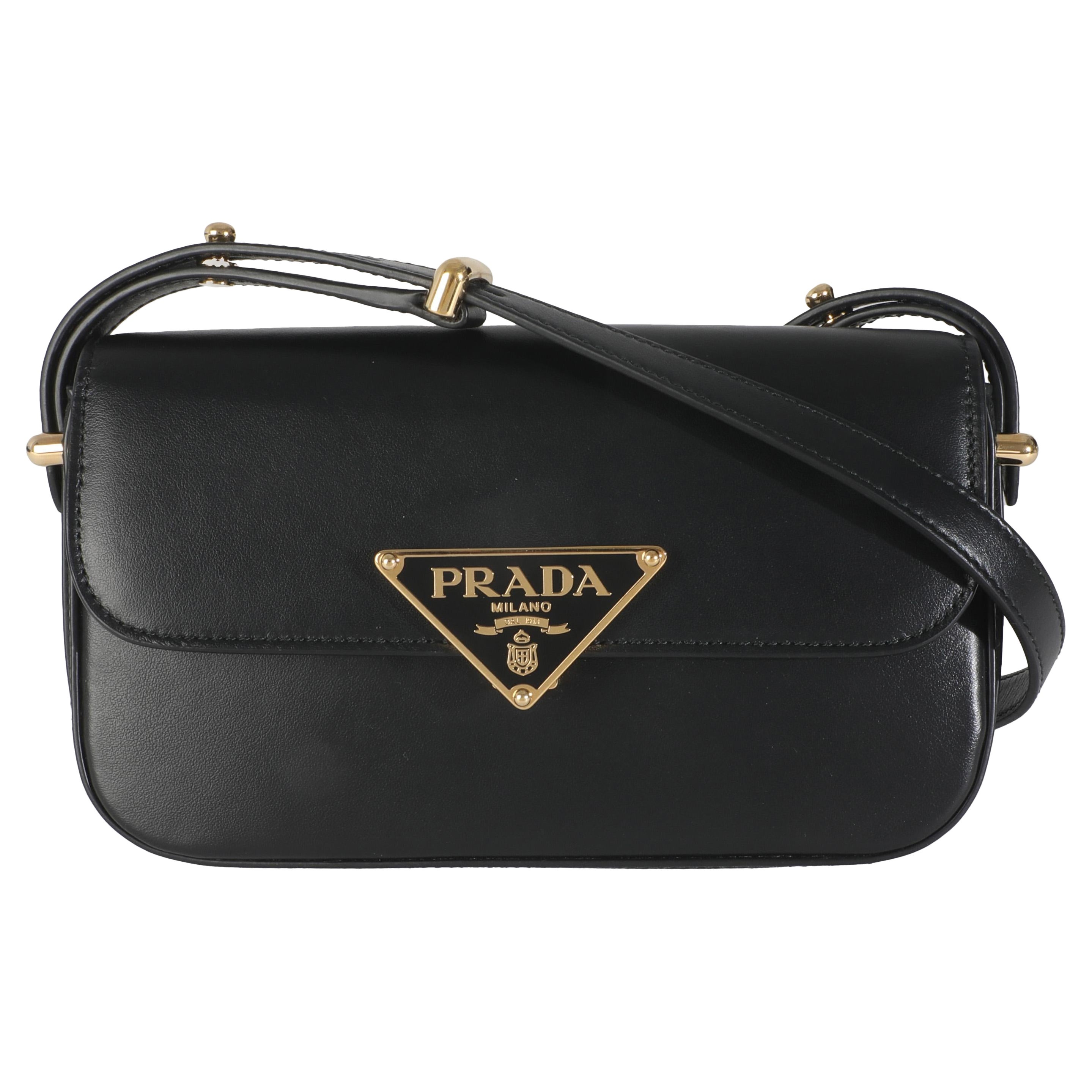 Borsa a tracolla con logo in pelle liscia nera di Prada