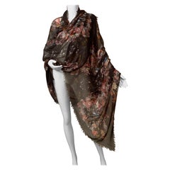 Großer schwarzer Alexander McQueen-Kaschmirschal mit Blumenmuster