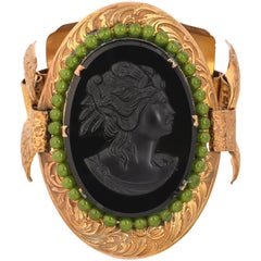 VICTORIAN REVIVAL c.1930's Black Glass Cameo Bronze Floral Carved Link Bracelet