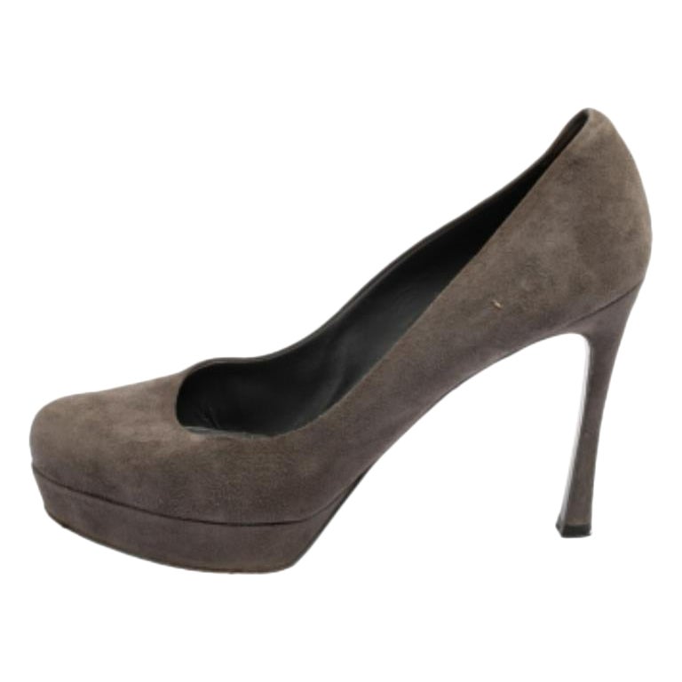 Escarpins Yves Saint Laurent gris taille 40