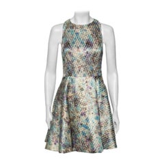 Alice + Olivia Minivestido de jacquard de lúrex multicolor con detalle recortado S