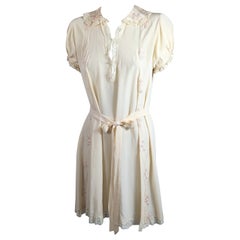 Mini robe brodée en crêpe de soie