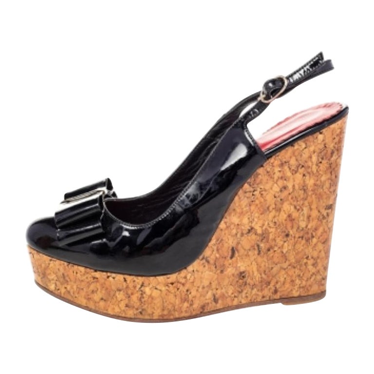 CH Carolina Herrera Schwarze Keilsandalen aus Leder mit Schleife Größe 37