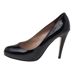 Miu Miu Escarpins à bout rond en cuir verni noir Taille 40