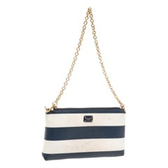 Dolce & Gabbana Blau/Weiß gestreifter Lederbeutel mit Kette