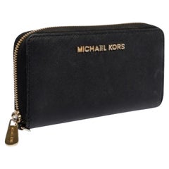 Michael Kors Black Leather Jet Set Zip Around Wallet