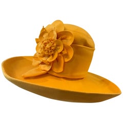 Maison Michelle Paris Sombrero estructurado Challis de lana de peso primaveral Marigold