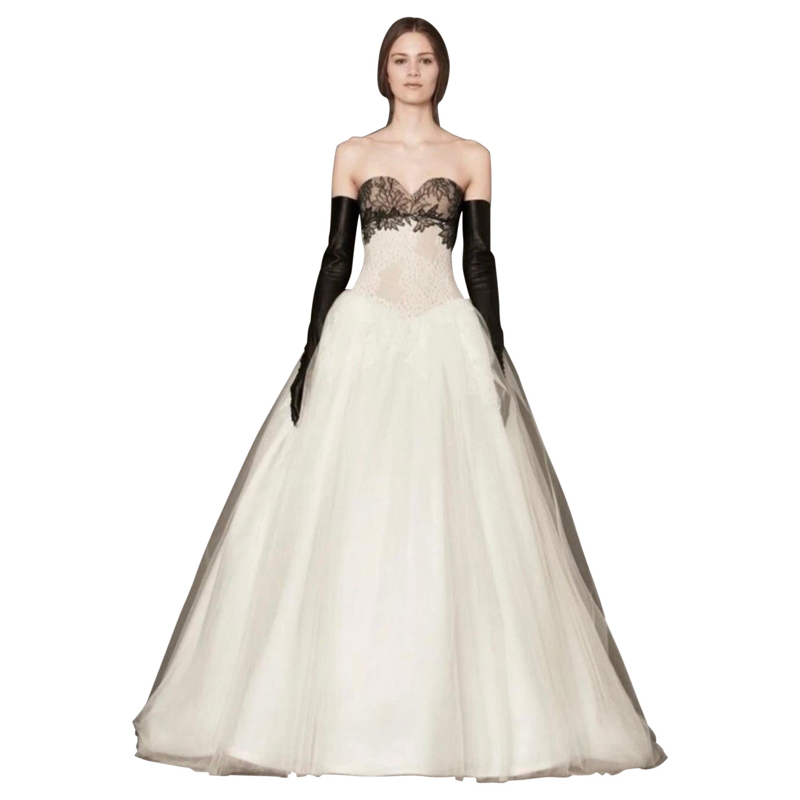 Vera Wang Schwarzes und weißes trägerloses Ballkleid Hochzeitskleid im Angebot