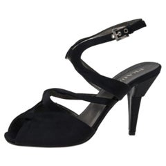 Prada Schwarze Satin-Sandalen mit Slingback-Sandalen Größe 37,5