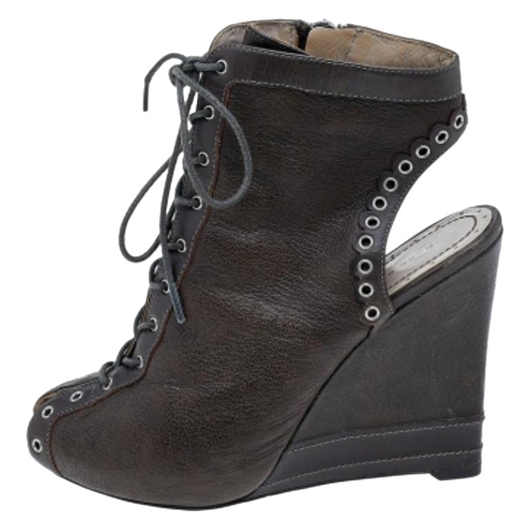 Marc by Marc Jacobs Botines de cuña de piel marrón talla 36