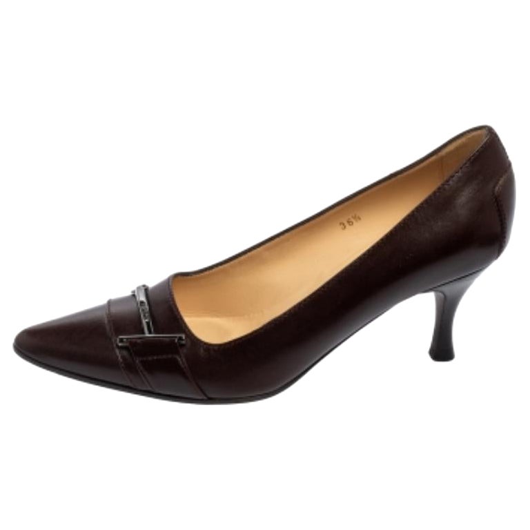 Tod's - Escarpins à bouts pointus en cuir verni Brown - Taille 36,5 en vente