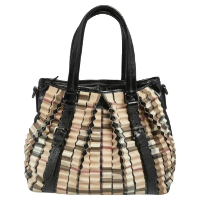 Tote Lowry increspata in PVC e pelle verniciata Burberry Nero/Beige House Check