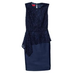 CH Carolina Herrera Marineblaues ärmelloses Schößchenkleid aus Spitze XS