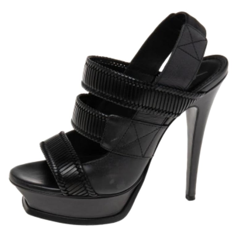 Saint Laurent - Sandales à brides en cuir noir - Taille 38 en vente