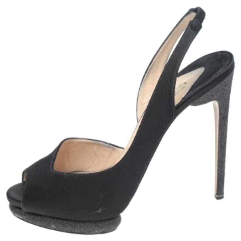 Nicholas Kirkwood Sandalias de satén negro con plataforma Slingback Talla 39.5