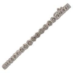 Sechseckiger Leonora-Diamant-Armreif aus 14K Weißgold
