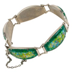 Pulsera de esmalte verde de Limoges y eslabones de Pate de Verre