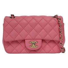 Chanel Classic Flap Rettangolare Mini Pelle di Agnello Rosa Hardware Oro