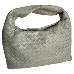 Bottega Veneta Hop Hobo Small Intrecciato Leather Travertine Green 40cm