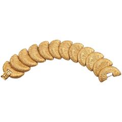 Balenciaga Paris Signed Link Bracelet Gilt Metal Carved & Textured 8