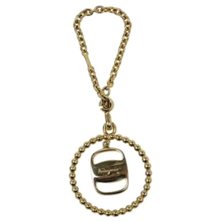 Chanel Keychain in Gold Metal For Sale at 1stDibs