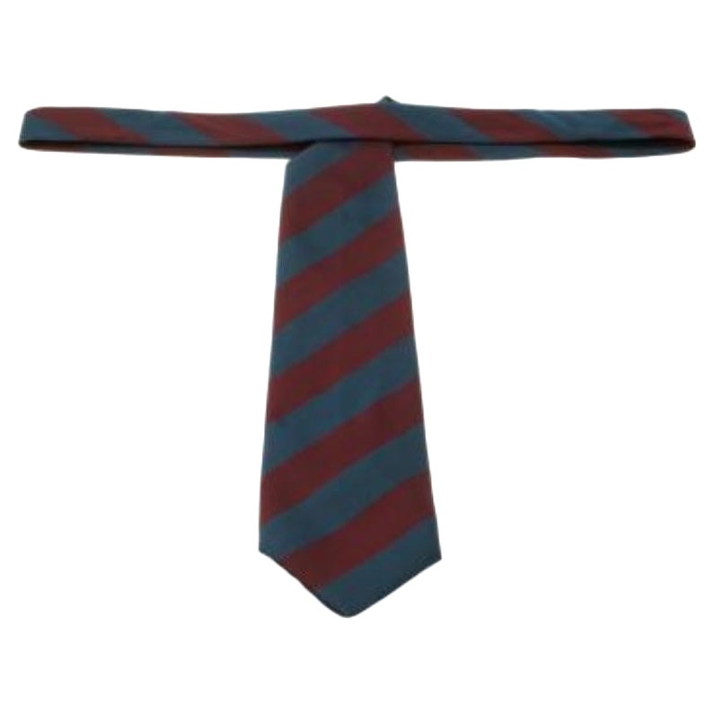 Ermenegildo Zegna Cravate en soie rayée bleue et violette en vente