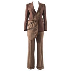 Maison Martin Margiela Autumn-Winter 1998 brown tweed pant suit with saddle bag 9