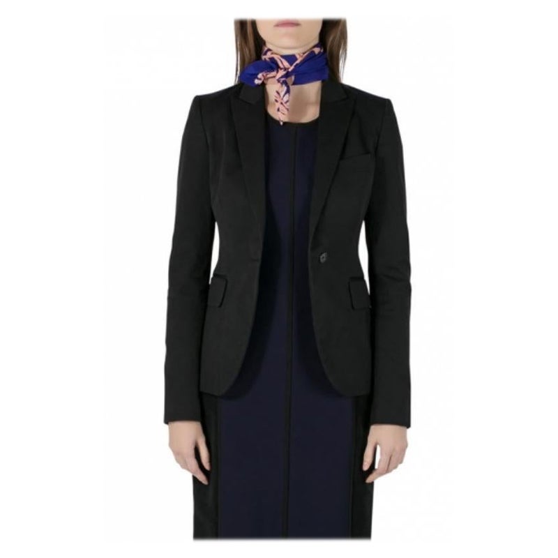 Vionnet Paris Lila Seidenschal mit Blattdruck im Angebot