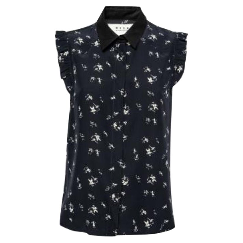 Marni Camisa sin mangas de seda estampada azul marino con detalle de volantes M en venta