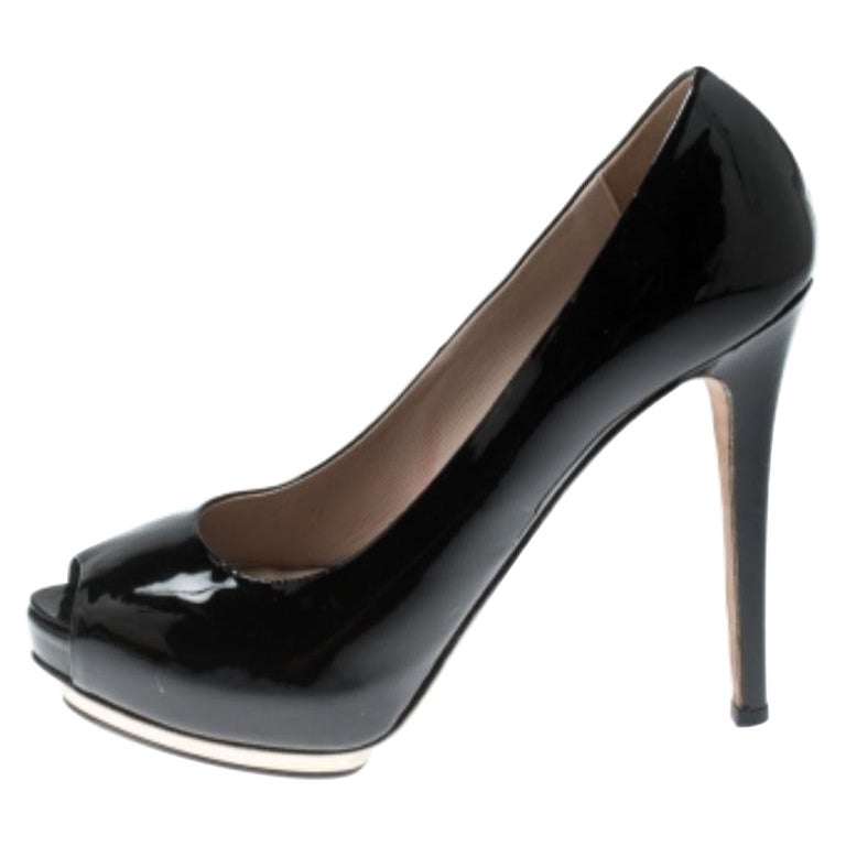 Le Silla - Pompe in vernice nera con plateau Peep Toe - misura 38 in vendita