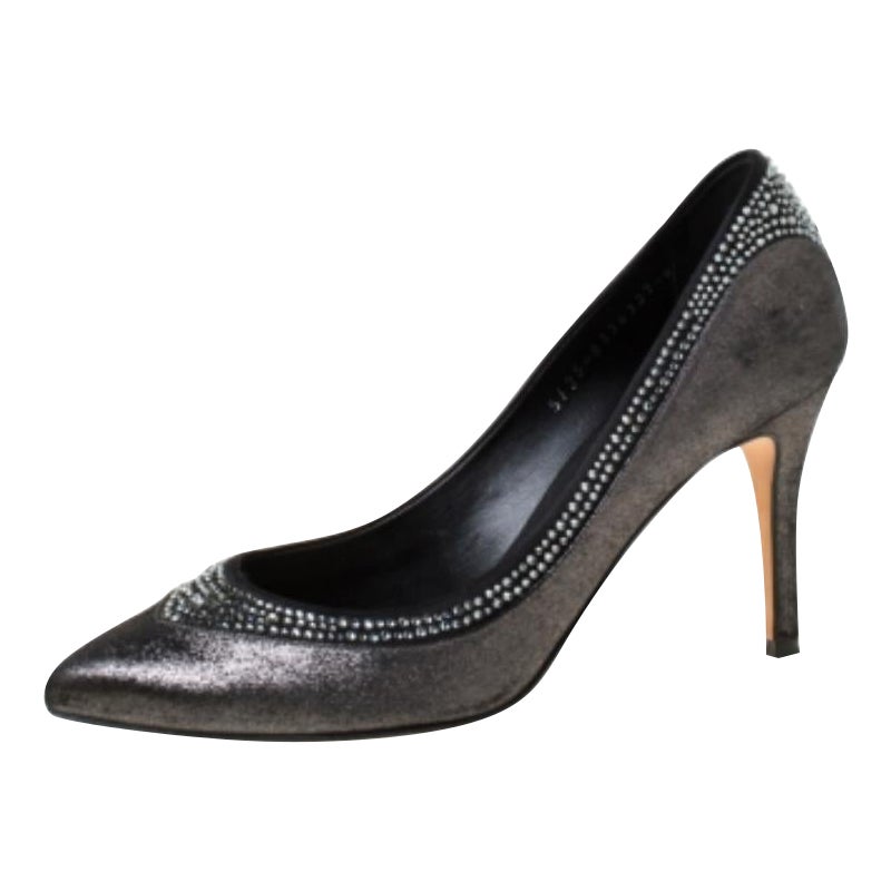 Gina Crystal verschönert texturierten Stoff spitzen Zehen Pumps Größe 37 im Angebot