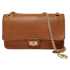 Chanel Nude Medallion 2.55 Reissue Bolso con doble solapa de piel de becerro marrón Cadena dorada 201