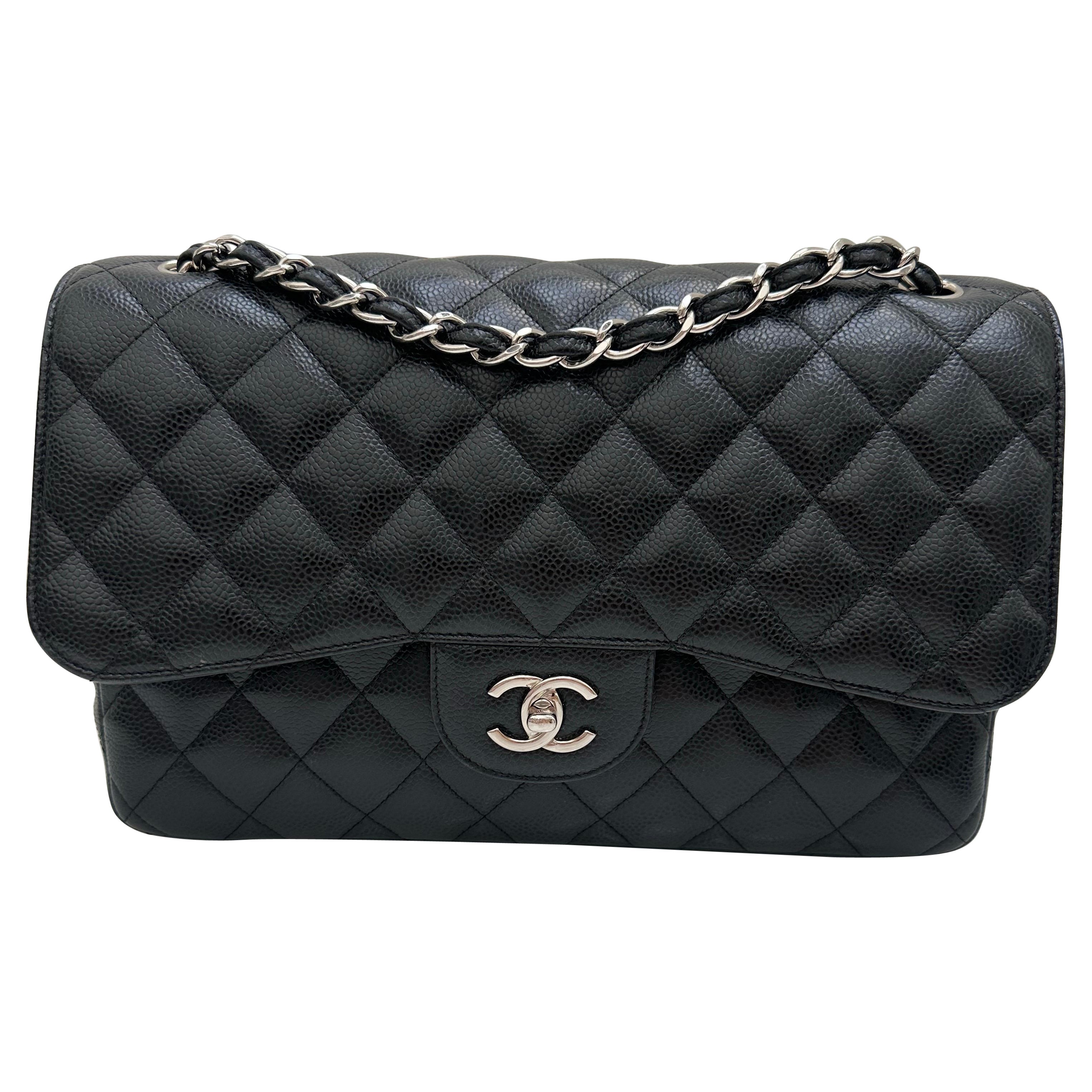 Chanel Schwarz Jumbo Classic Double Flap Gesteppt Kaviar Silberne Hardware
