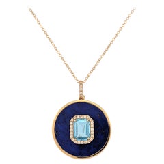 Colgante de gema Calanthe, oro amarillo de 18 quilates con topacio azul de 1,69 ct