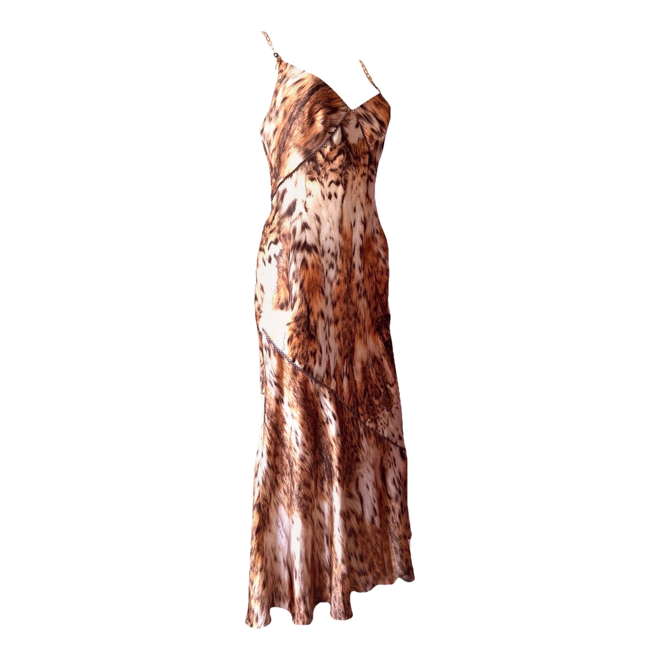 ROBERTO CAVALLI Vestito vintage del 2003 in seta con stampa leopardo e spalline a catena d'oro con charme in vendita