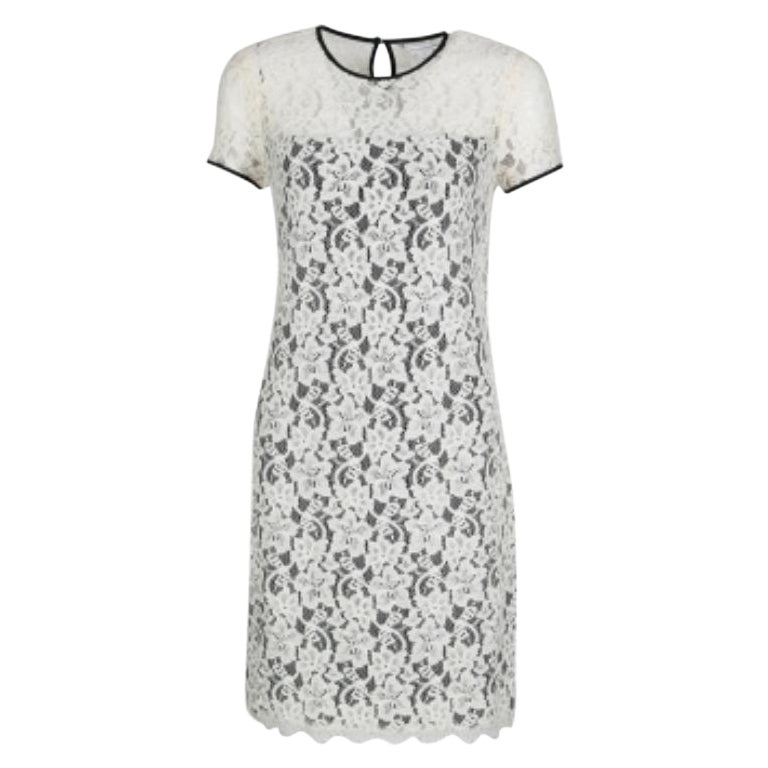 Diane von Furstenberg - Robe Barbie en dentelle florale monochrome S en vente