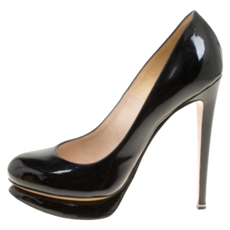 Nicholas Kirkwood Bombas de plataforma de charol negro Talla 38.5