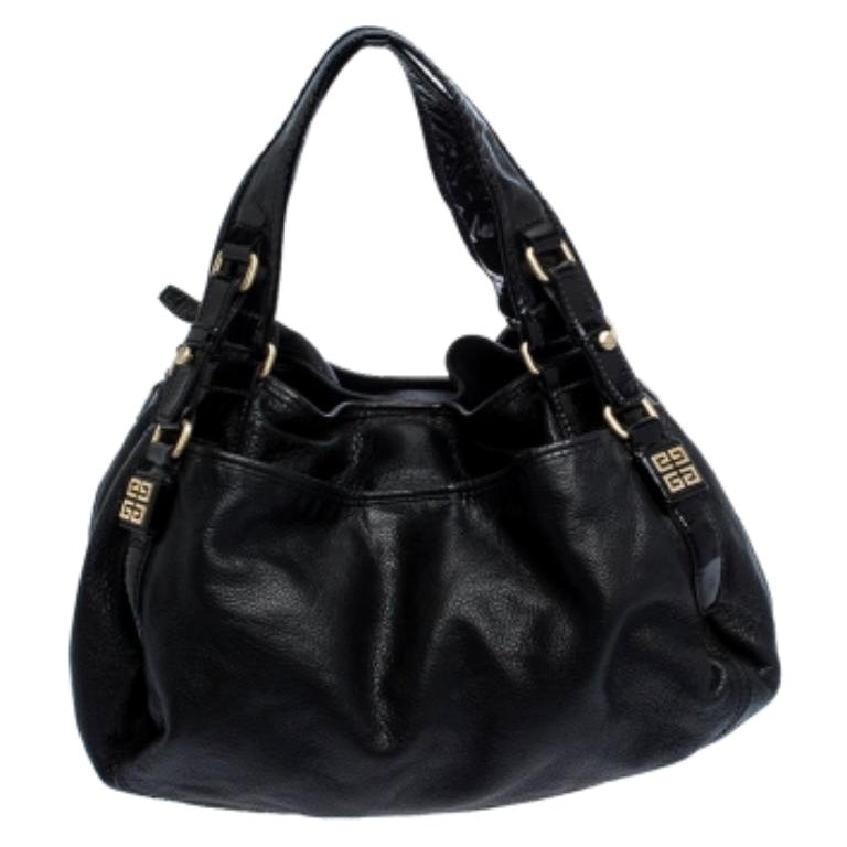 Hobo aus schwarzem Leder und Lackleder von Givenchy
