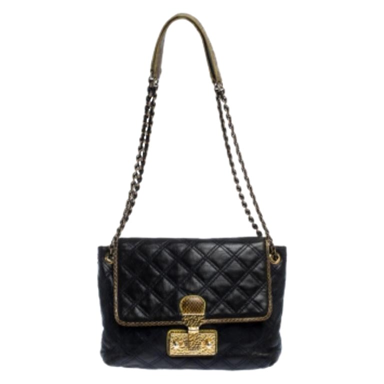 Marc Jacobs Borsa a tracolla con patta in pelle trapuntata blu navy in vendita
