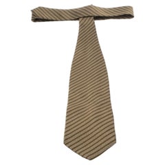 Giorgio Armani Vintage Olive Green Jacquard Traditional Silk Tie