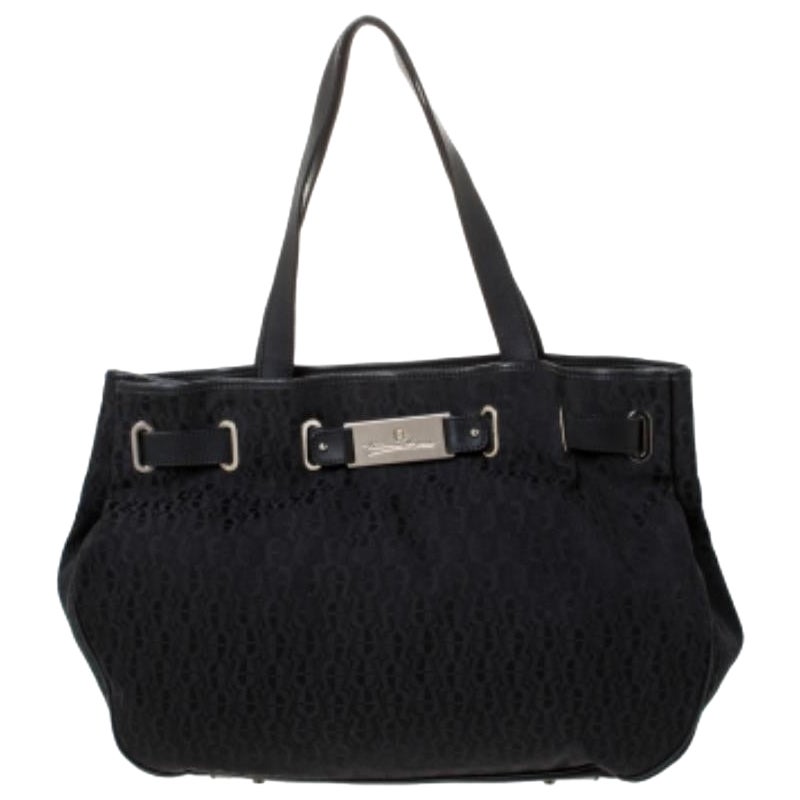 Aigner Black Signature Canvas and Leather Tote en vente