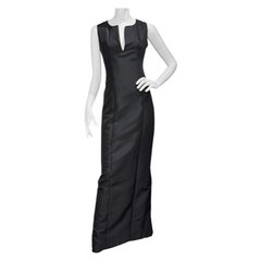 V.I.I. Gucci by Tom Ford 1999 Abito da sera in seta nera con scollo a V