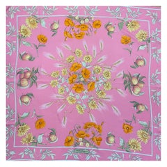 Salvatore Ferragamo Seidenschal mit Blumenmuster