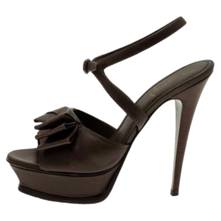 Saint Laurent Paris Sandales à plateforme Y-Bow en cuir marron Taille 38 en vente
