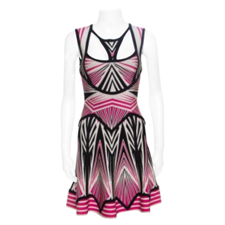 Herve Leger Aztec Pattern Jacquard Knit Cutout Detail A Line Anaya Dress XXS For Sale