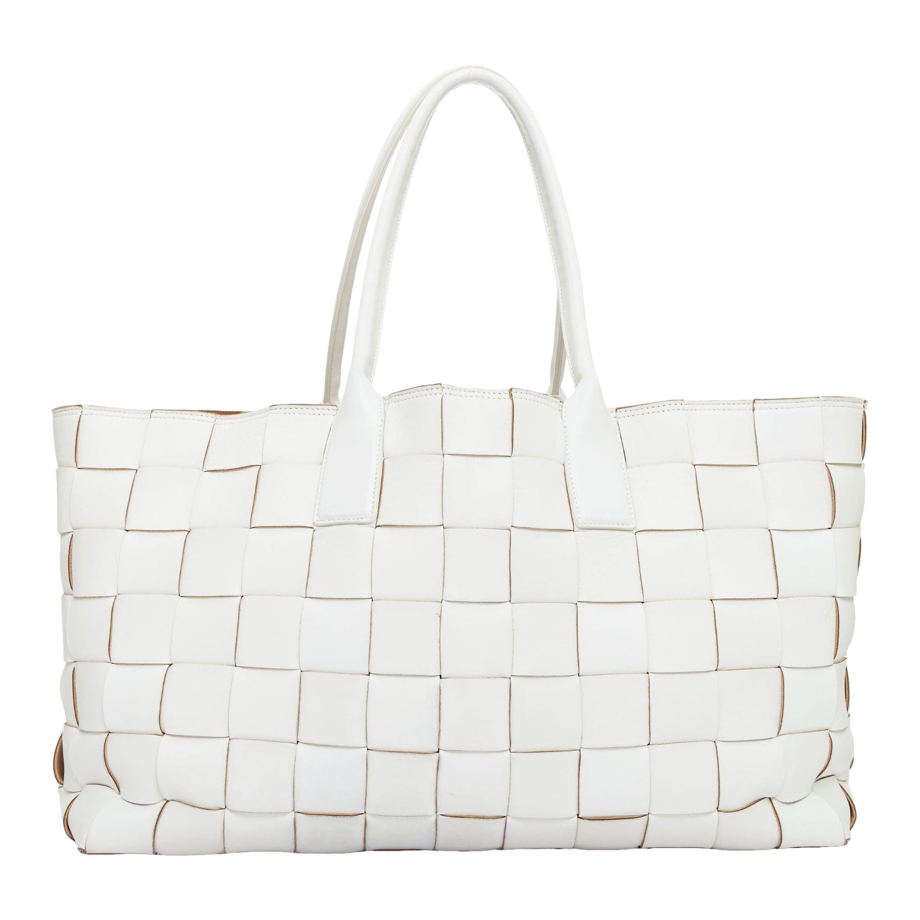 Bottega Veneta Maxi Intreccio Cabat bianco maxi tote in pelle intrecciata in vendita
