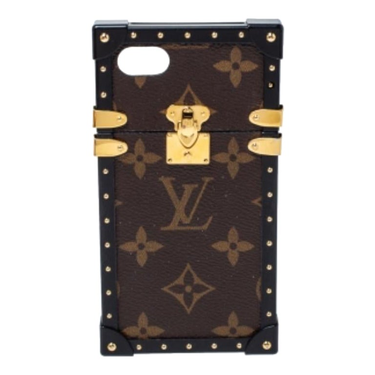 Louis Vuitton Monogram Canvas Eye Trunk iPhone 7 Case For Sale