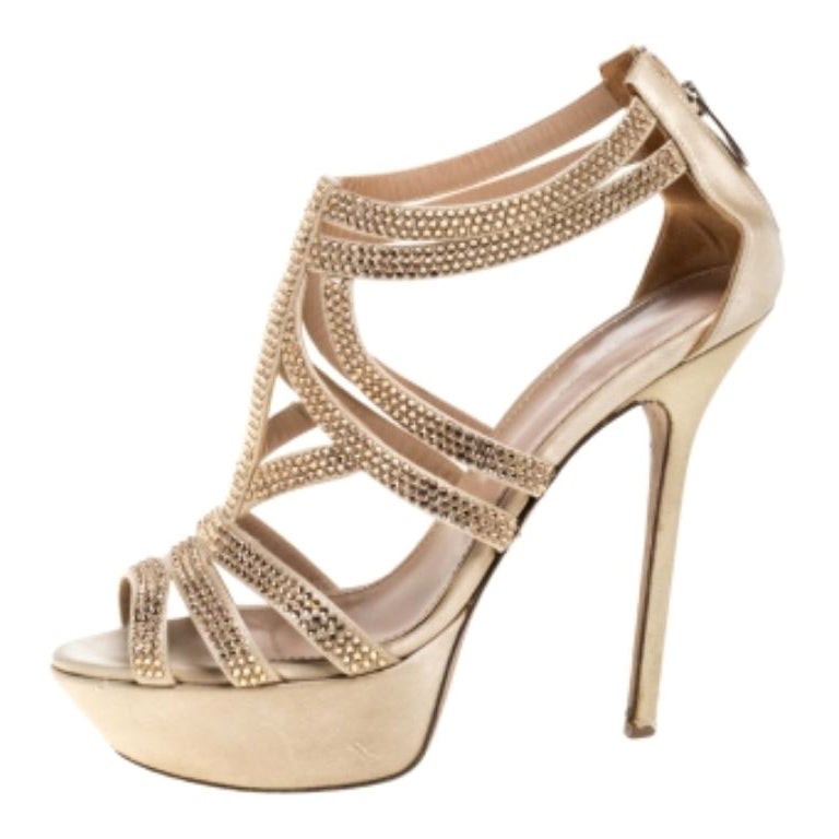 Sergio Rossi Beige Satin Crystal Embellished Strappy Platform Sandals Size 39 For Sale