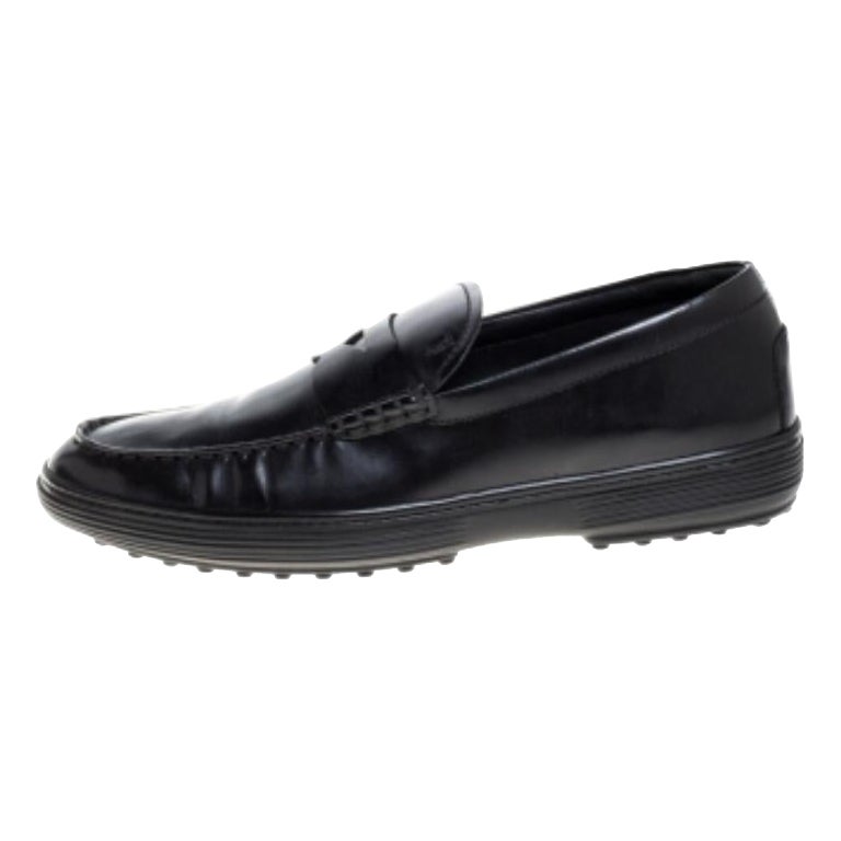 Tod's Black Patent Leather Penny Loafers Size 39.5 For Sale